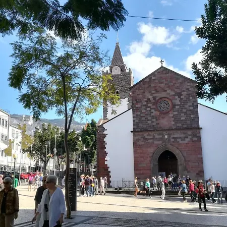 Luxury View Free Parking Families Apartman *