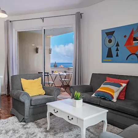 Luxury View Families Free Parking Apartment